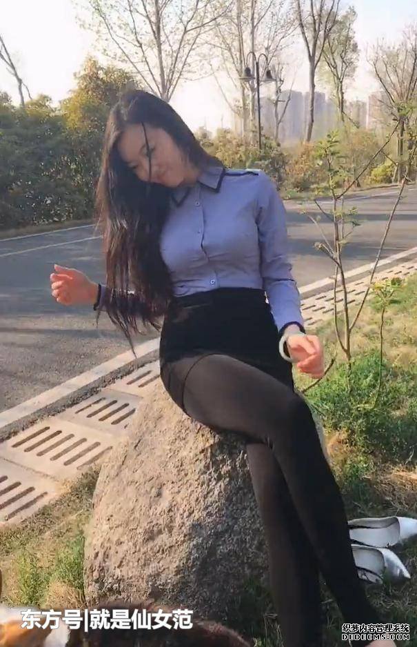 街拍小姐姐，穿襯衫的戶外美女