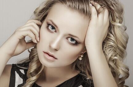 產後女性易患抑鬱症 防治方法要牢記