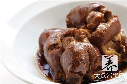 豬皮炒辣椒的做法