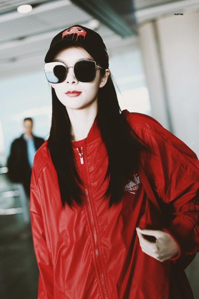 傅菁在北京機場的街拍流出