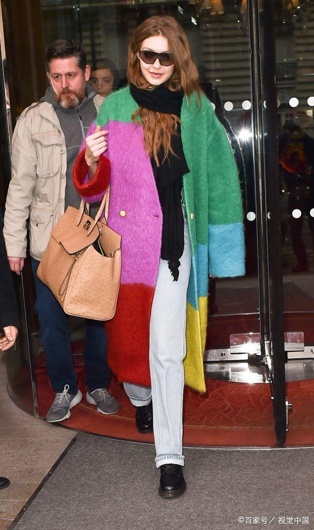 95后超模吉吉·哈迪德現身街頭