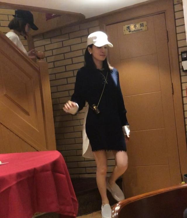 路人視角的佘詩曼都這麼美