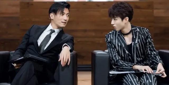 王俊凱首登《時尚先生fine》15秒搶光