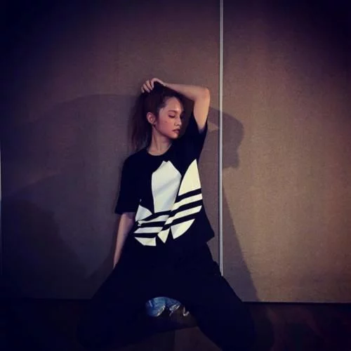 楊丞琳教科書式服裝穿搭