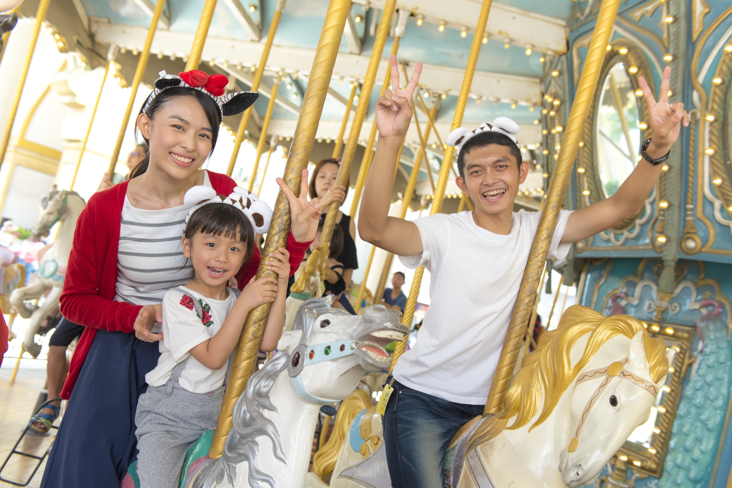 六福村全台唯一遊行水戰音樂節 「爸爸」專屬優惠共創全家人水槍大戰的歡樂時光