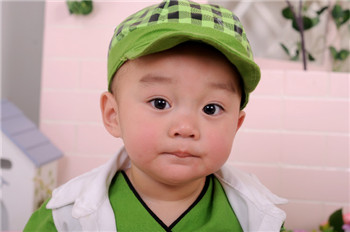 BB什麼時候開始刷牙?通常是這個時間點!